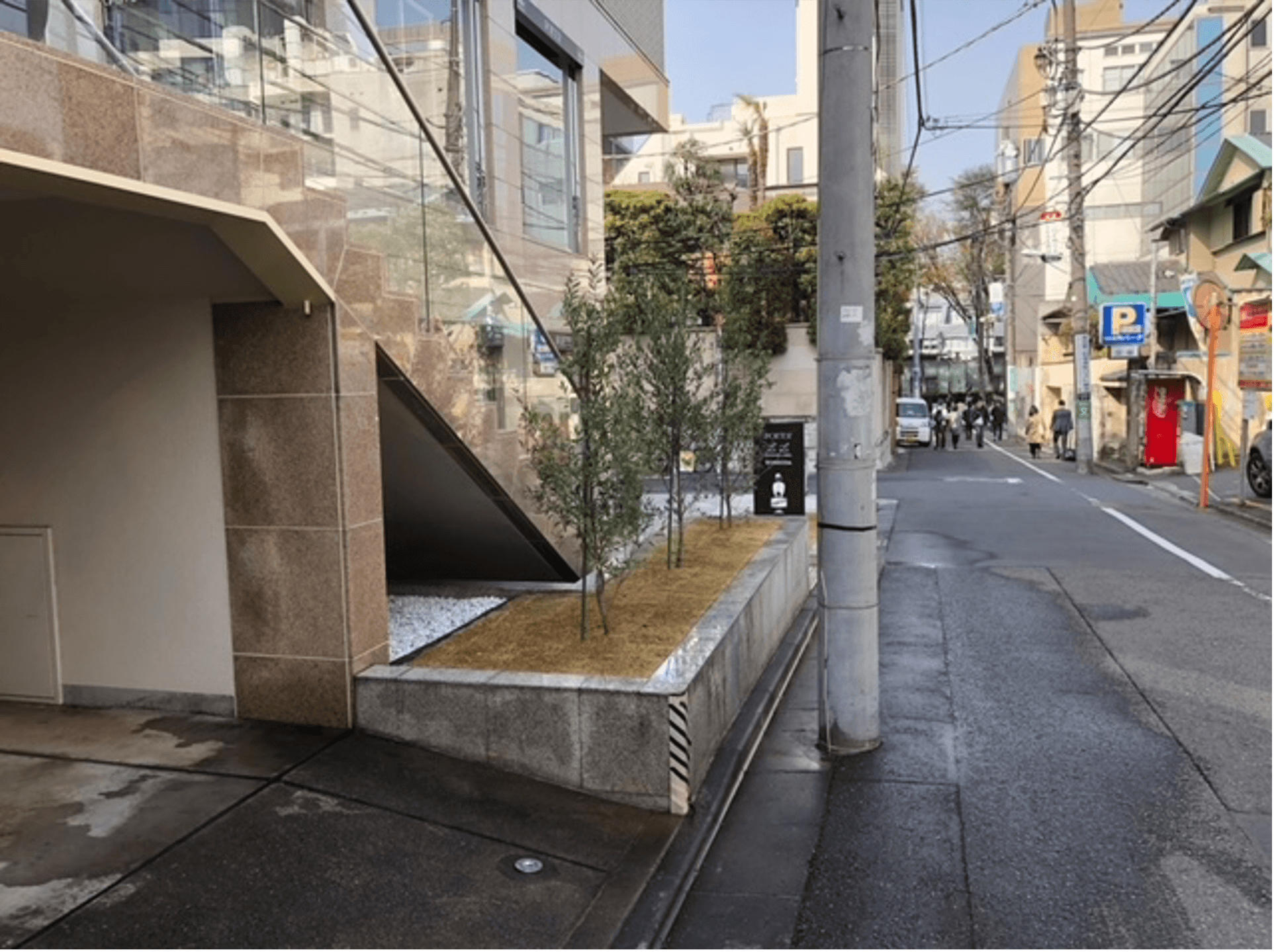 渋谷区小売店 — 施工後 3