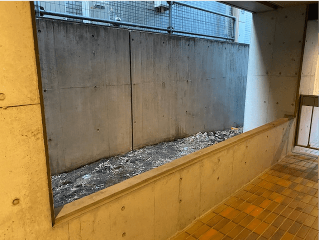 新宿区集合住宅 — 施工前 4